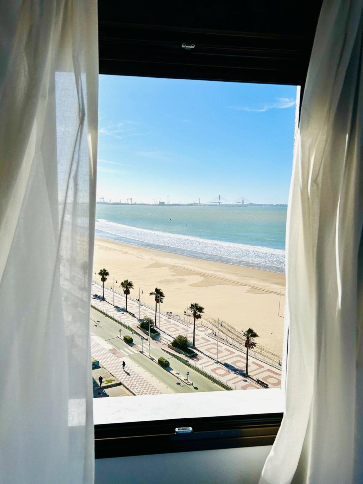 Gatu Arena " Preferente Mayores De 25 Anos Y Familias " El Puerto de Santa María Extérieur photo